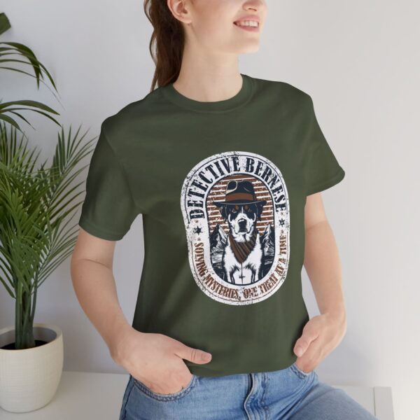 detective_bernese_green_tee
