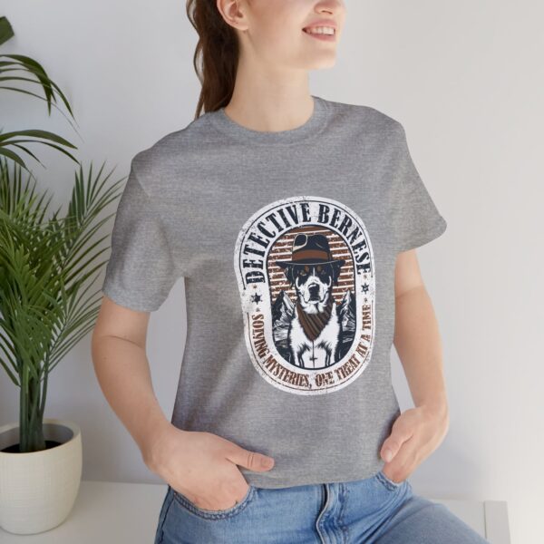 detective_bernese_grey_tee
